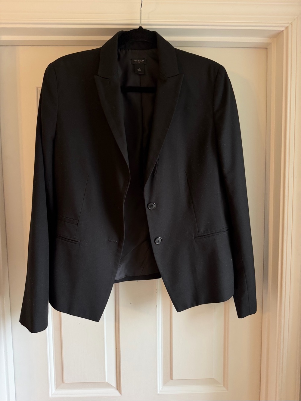 Ann Taylor Black Women's Suit Jacket Blazer